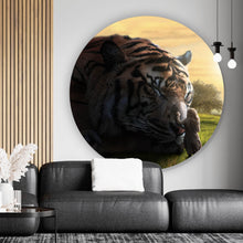 Lade das Bild in den Galerie-Viewer, Aluminiumbild Großer Tiger mit Frau Kreis