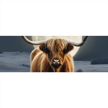 Lade das Bild in den Galerie-Viewer, Spannrahmenbild Highland Rind im Mondschein Panorama