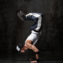 Lade das Bild in den Galerie-Viewer, Spannrahmenbild Hip Hop Tänzer Quadrat