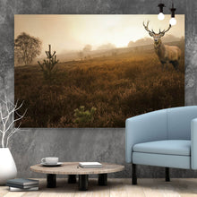 Lade das Bild in den Galerie-Viewer, Poster Hirsch im Nebel Querformat