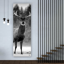Lade das Bild in den Galerie-Viewer, Aluminiumbild Hirsch im Schottischen Winter Panorama Hoch