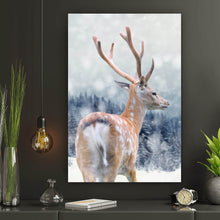 Lade das Bild in den Galerie-Viewer, Poster Hirsch im Winter Hochformat