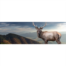 Lade das Bild in den Galerie-Viewer, Leinwandbild Hirsch in der Herbstzeit Panorama