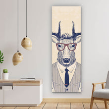 Lade das Bild in den Galerie-Viewer, Leinwandbild Hirsch mit Anzug im Zeichenstil Panorama Hoch