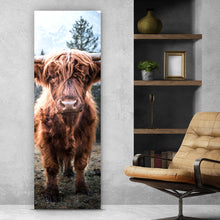Lade das Bild in den Galerie-Viewer, Poster Hochlandrind im Tal Panorama Hoch