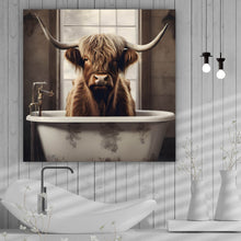 Lade das Bild in den Galerie-Viewer, Poster Hochlandrind in der Badewanne Vintage Quadrat