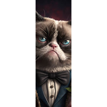 Lade das Bild in den Galerie-Viewer, Poster Katze im Anzug Digital Art Panorama Hoch