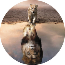 Lade das Bild in den Galerie-Viewer, Aluminiumbild Kleiner Löwe Motivation Kreis