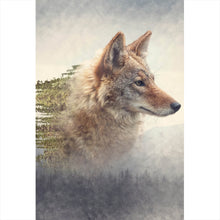 Lade das Bild in den Galerie-Viewer, Acrylglasbild Kojote und Kiefernwald Hochformat