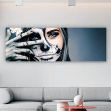 Lade das Bild in den Galerie-Viewer, Spannrahmenbild La Catrina Blue Eye Panorama