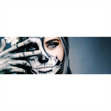 Lade das Bild in den Galerie-Viewer, Spannrahmenbild La Catrina Blue Eye Panorama