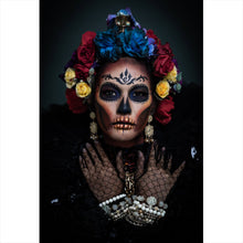 Lade das Bild in den Galerie-Viewer, Acrylglasbild La Catrina mit Blumenkrone Hochformat