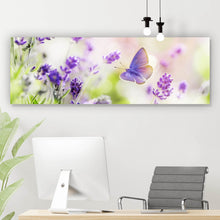 Lade das Bild in den Galerie-Viewer, Poster Lavendel mit Schmetterling Panorama