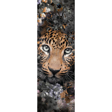 Lade das Bild in den Galerie-Viewer, Leinwandbild Leopard im Blütenwald Panorama Hoch