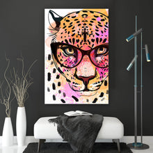 Lade das Bild in den Galerie-Viewer, Acrylglasbild Leopard im Zeichenstil Aquarell Hochformat