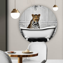 Lade das Bild in den Galerie-Viewer, Aluminiumbild gebürstet Leopard in der Badewanne Modern Art Kreis