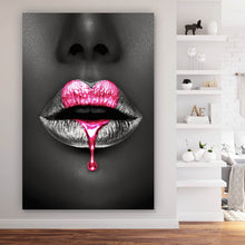 Lade das Bild in den Galerie-Viewer, Acrylglasbild Lippen Herzform Hochformat