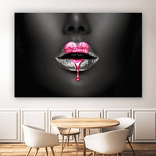 Lade das Bild in den Galerie-Viewer, Spannrahmenbild Lippen Herzform Querformat