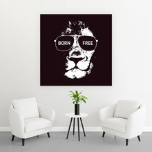 Lade das Bild in den Galerie-Viewer, Poster Löwe Born Free Quadrat