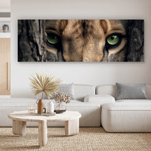 Lade das Bild in den Galerie-Viewer, Leinwandbild Löwe hinter einem Baum Panorama
