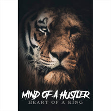 Lade das Bild in den Galerie-Viewer, Poster Löwe mind of a hustler Hochformat