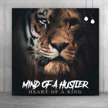 Lade das Bild in den Galerie-Viewer, Poster Löwe mind of a hustler Quadrat