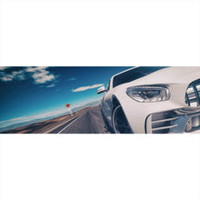 Lade das Bild in den Galerie-Viewer, Acrylglasbild Luxuswagen gibt Gas Panorama
