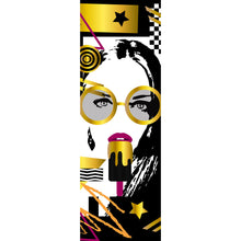 Lade das Bild in den Galerie-Viewer, Poster Mädchen mit Eis Pop Art Panorama Hoch