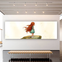 Lade das Bild in den Galerie-Viewer, Spannrahmenbild Mädchen verträumt auf Fels Panorama