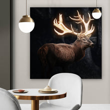 Lade das Bild in den Galerie-Viewer, Leinwandbild Magischer Hirsch Quadrat