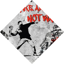 Lade das Bild in den Galerie-Viewer, Poster Make Art not War Street Art Raute