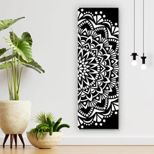 Lade das Bild in den Galerie-Viewer, Poster Mandala Schwarz Weiß Panorama Hoch