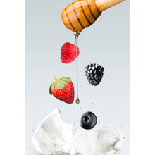 Lade das Bild in den Galerie-Viewer, Leinwandbild Milchspritzer mit Beeren und Honig Hochformat