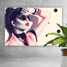 Lade das Bild in den Galerie-Viewer, Aluminiumbild Modell mit Sonnenbrille Querformat
