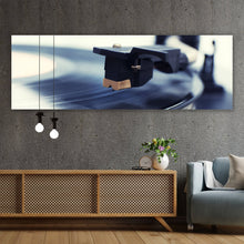 Lade das Bild in den Galerie-Viewer, Poster Nahaufnahme Plattenspieler Panorama