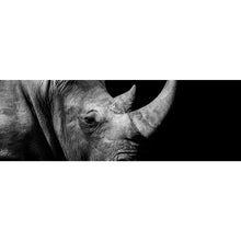 Lade das Bild in den Galerie-Viewer, Leinwandbild Nashorn auf schwarzem Hintergrund Panorama