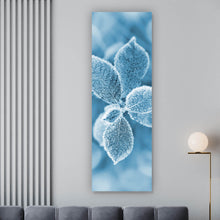 Lade das Bild in den Galerie-Viewer, Aluminiumbild gebürstet Pflanze bei Frost Panorama Hoch
