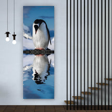 Lade das Bild in den Galerie-Viewer, Leinwandbild Pinguin auf Stein Panorama Hoch