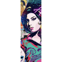Lade das Bild in den Galerie-Viewer, Poster Pop Art Amy Panorama Hoch