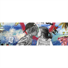 Lade das Bild in den Galerie-Viewer, Leinwandbild Pop Art Kissing Kids Beach Panorama