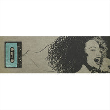 Lade das Bild in den Galerie-Viewer, Aluminiumbild Porträt mit Retro Kassette Panorama