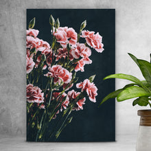 Lade das Bild in den Galerie-Viewer, Spannrahmenbild Rosa Nelke Hochformat