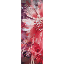 Lade das Bild in den Galerie-Viewer, Acrylglasbild Rote abstrakte Blüte Panorama Hoch