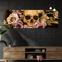 Lade das Bild in den Galerie-Viewer, Poster Schädel auf Rosen Panorama