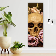 Lade das Bild in den Galerie-Viewer, Poster Schädel auf Rosen Panorama Hoch