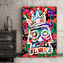 Lade das Bild in den Galerie-Viewer, Leinwandbild Schädel mit Krone Street Art Hochformat
