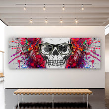 Lade das Bild in den Galerie-Viewer, Leinwandbild Schädel mit Krone Modern Art Panorama