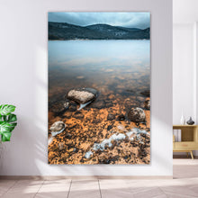 Lade das Bild in den Galerie-Viewer, Leinwandbild Schluchsee im Winter Hochformat