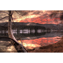 Lade das Bild in den Galerie-Viewer, Poster Schluchsee in der Abenddämmerung Querformat