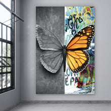 Lade das Bild in den Galerie-Viewer, Poster Schmetterling Modern Art Hochformat